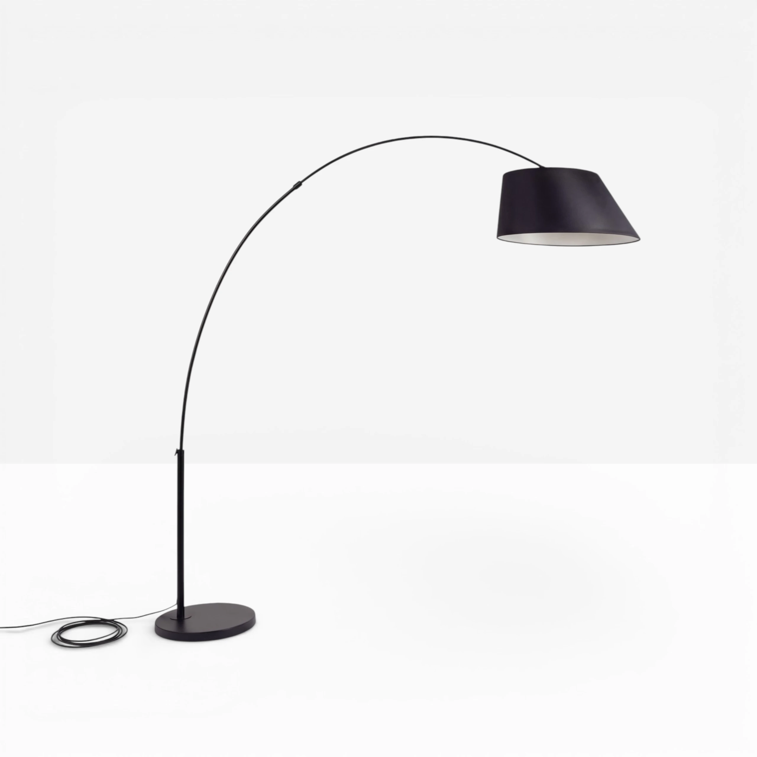 Solena Black Table Lamp